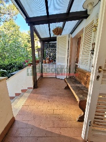 Foto Case semi ndipendenti in Via della Porcigliana, Livorno di 130 m²