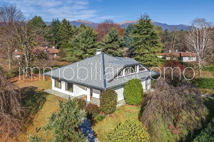 Foto Villa unifamiliare in via cascina pelada, Cantù Cascina Pelada