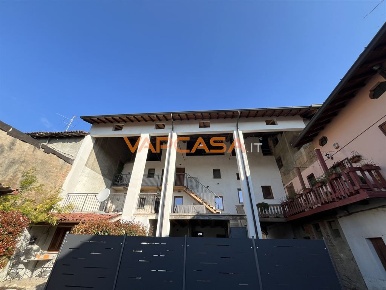 Foto Rustico in VIA SANT'ANNA, Castel Rozzone di 80 m² in vendita