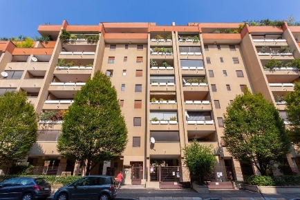 Foto Appartamento in Via Fraschini, Milano Gratosoglio di 130 m² in vendita