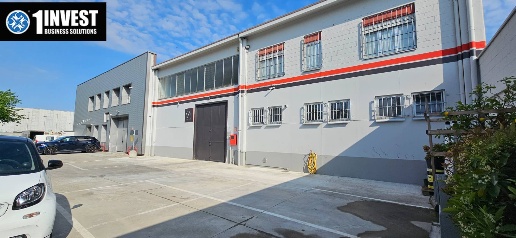 Foto Capannone industriale in largo F.lli Cervi 8, Vimodrone di 500 m²