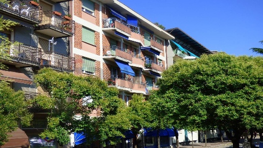Foto Appartamento in viale Garibaldi 83, Laveno-Mombello Laveno di 100 m²