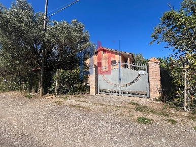 Foto Villa unifamiliare in via delle acacie 7, Aprilia Cogna di 156 m²