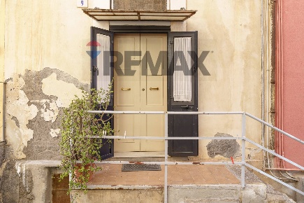 Foto Appartamento in Via Scalpellini 9, Catania Centro Storico di 86 m²