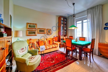 Foto Appartamento in Via San Bernardo 13, Rescaldina di 92 m² con 3 locali