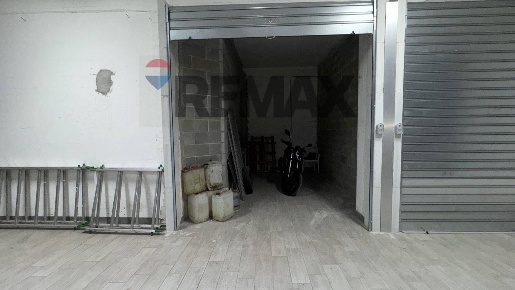 Foto Posti auto in Via Al Garbo 32r, Genova Rivarolo di 13 m² con 1 locali