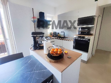 Foto Appartamento a Roma Infernetto di 91 m² con 3 locali in vendita