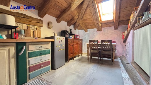 Foto Appartamento in Strada Regionale 37, Quart di 110 m² con 3 locali