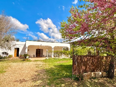 Foto Villa unifamiliare in Contrada Campi Snc, San Vito dei Normanni