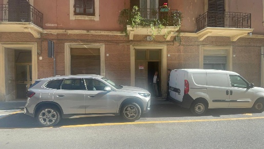 Foto Locale commerciale in Via Diaz, Vado Ligure Vado Centro di 50 m²