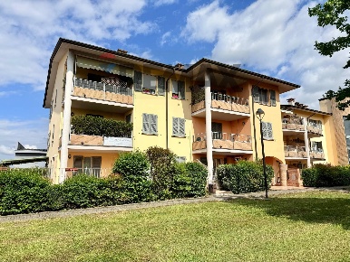 Foto Appartamento in Via Fermi 16, Manerbio Centro di 85 m² con 2 locali