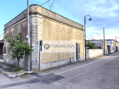 Foto Casa indipendente in Via Unità d'Italia 1, Minervino di Lecce Centro