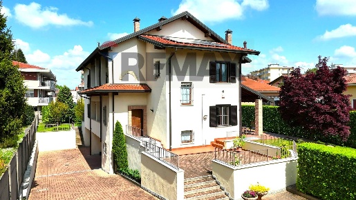 Foto Case semi ndipendenti in VIA DELLA GAZZELLA 4 BIS, Busto Arsizio