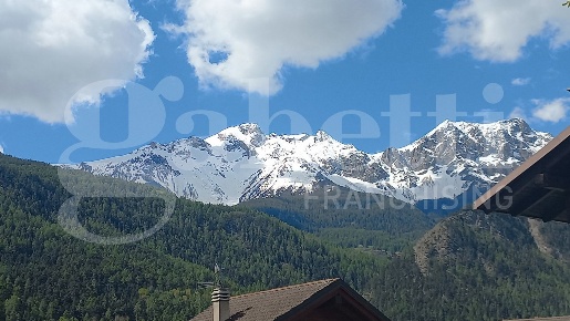 Foto Appartamento in Via XXV Aprile 110, Oulx Savoulx di 85 m² con 4 locali