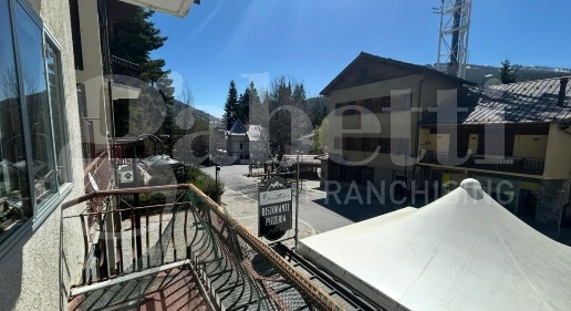 Foto Appartamento in Via Medail 33, Bardonecchia Centro di 120 m²