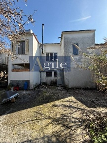 Foto Casa indipendente in via piane alla ruenia, Sant'Omero di 240 m²
