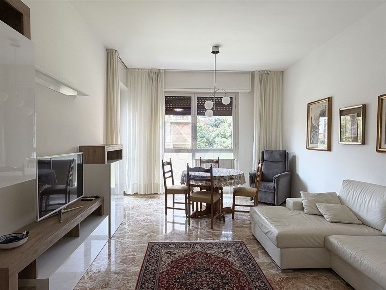 Foto Appartamento in via valsugana, Monza Triante di 97 m² con 3 locali