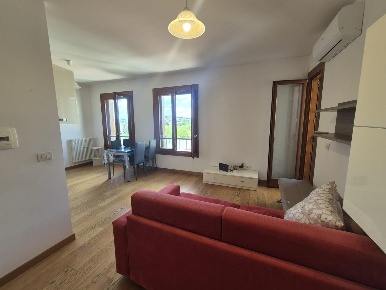Foto Appartamento a Siena Ravacciano di 70 m² con 4 locali in vendita
