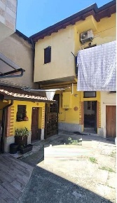 Foto Appartamento a Vimercate San Maurizio di 40 m² con 4 locali in vendita