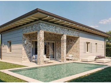 Foto Villa unifamiliare a Pietrasanta di 115 m² con 5 locali in vendita