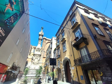 Foto Appartamento in Cardinale Sisto Riario Sforza, Napoli Tribunali