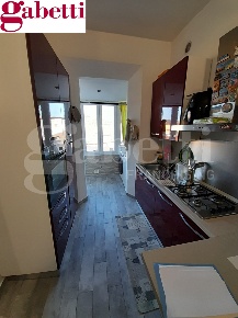 Foto Appartamento a Poggibonsi Centro di 71 m² con 5 locali in vendita