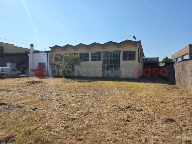 Foto Capannone industriale in Via Filzi 4, Cerea Centro di 376 m²