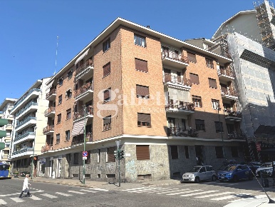 Foto Appartamento in Via Marsigli 6, Torino Pozzo Strada di 105 m²