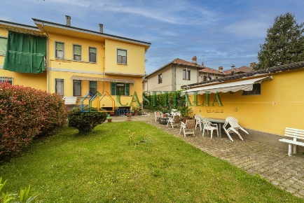 Foto Appartamento in Via Ulzio 9, Rivoli Coop - Vecco di 220 m² in vendita