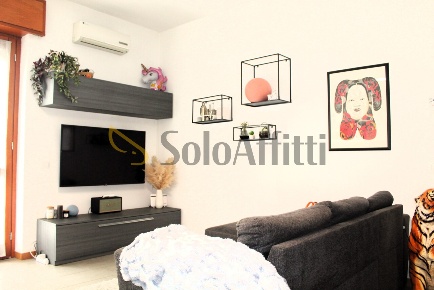 Foto Appartamento in Via Sant'Ambrogio, Parabiago Centro di 60 m²