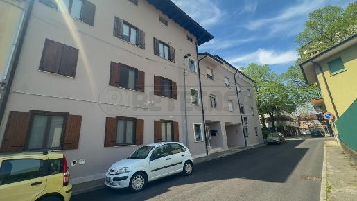 Foto Appartamento in Via Torino 1, Cormons Centro di 98 m² con 5 locali