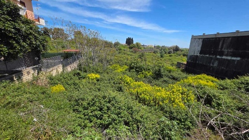 Foto Terreno agricolo a Tremestieri Etneo Centro di 1200 m² in vendita