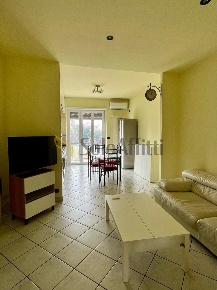 Foto Appartamento in Via Lucca 32, Torino Lucento di 85 m² con 3 locali