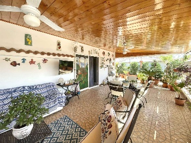 Foto Casa indipendente a Canosa di Puglia Centro di 140 m² con 6 locali