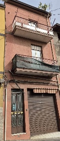 Foto Appartamento a Motta Sant'Anastasia di 105 m² con 2 locali in vendita