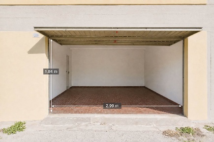 Foto Garage a Siena Ravacciano di 39 m² con 1 locali in vendita