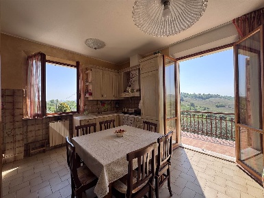 Foto Casa indipendente in Contrada Sant' Isidoro 73, Mondavio di 225 m²