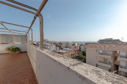 Foto Attico in via celeno 6, Anzio Marechiaro di 110 m² con 3 locali