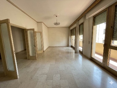 Foto Appartamento a Firenze Libertà - Savonarola di 124 m² con 6 locali