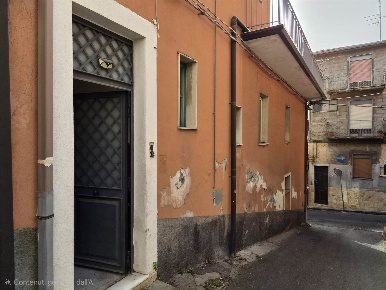 Foto Appartamento a Motta Sant'Anastasia di 83 m² con 4 locali in vendita