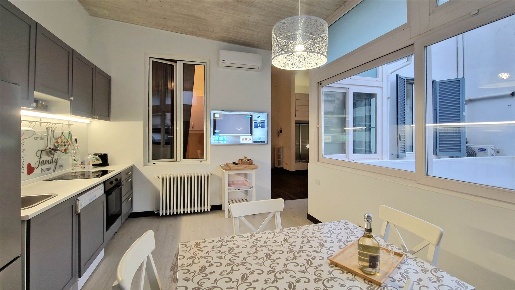 Foto Appartamento in via Giotto, Viareggio Lungomare di 80 m² con 4 locali