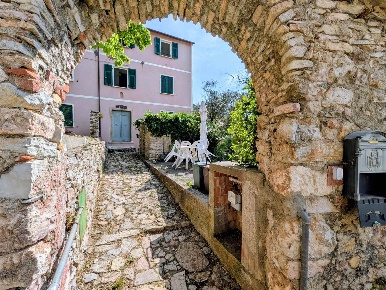 Foto Appartamento a Lerici Amoa di 48 m² con 2 locali in affitto