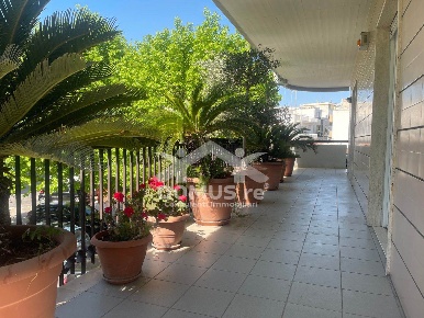 Foto Appartamento a Andria Pineta - Maraldo di 120 m² con 4 locali