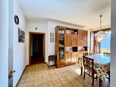 Foto Appartamento a Gambassi Terme Centro di 67 m² con 3 locali in vendita
