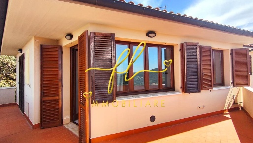 Foto Appartamento a Castagneto Carducci di 73 m² con 3 locali in vendita