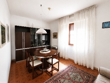 Foto Casa indipendente a Capannoli Centro di 135 m² con 7 locali in vendita