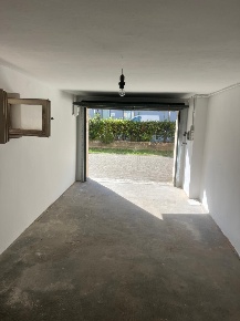 Foto Box a Pisa San Giusto - Aeroporto di 18 m² con 1 locali in vendita