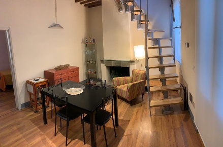 Foto Appartamento a Pisa San Francesco di 110 m² con 4 locali in affitto