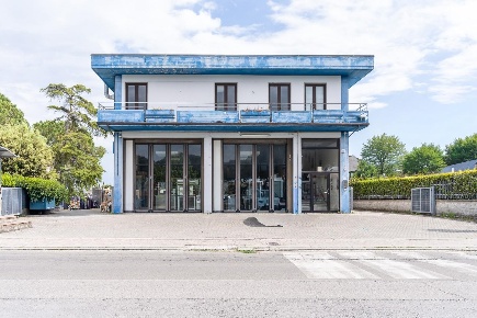 Foto Laboratorio a San Miniato La Scala, Calenzano di 507 m² con 10 locali