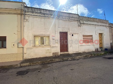 Foto Casa indipendente in Via Galileo Galilei 81, Sava di 72 m² in vendita